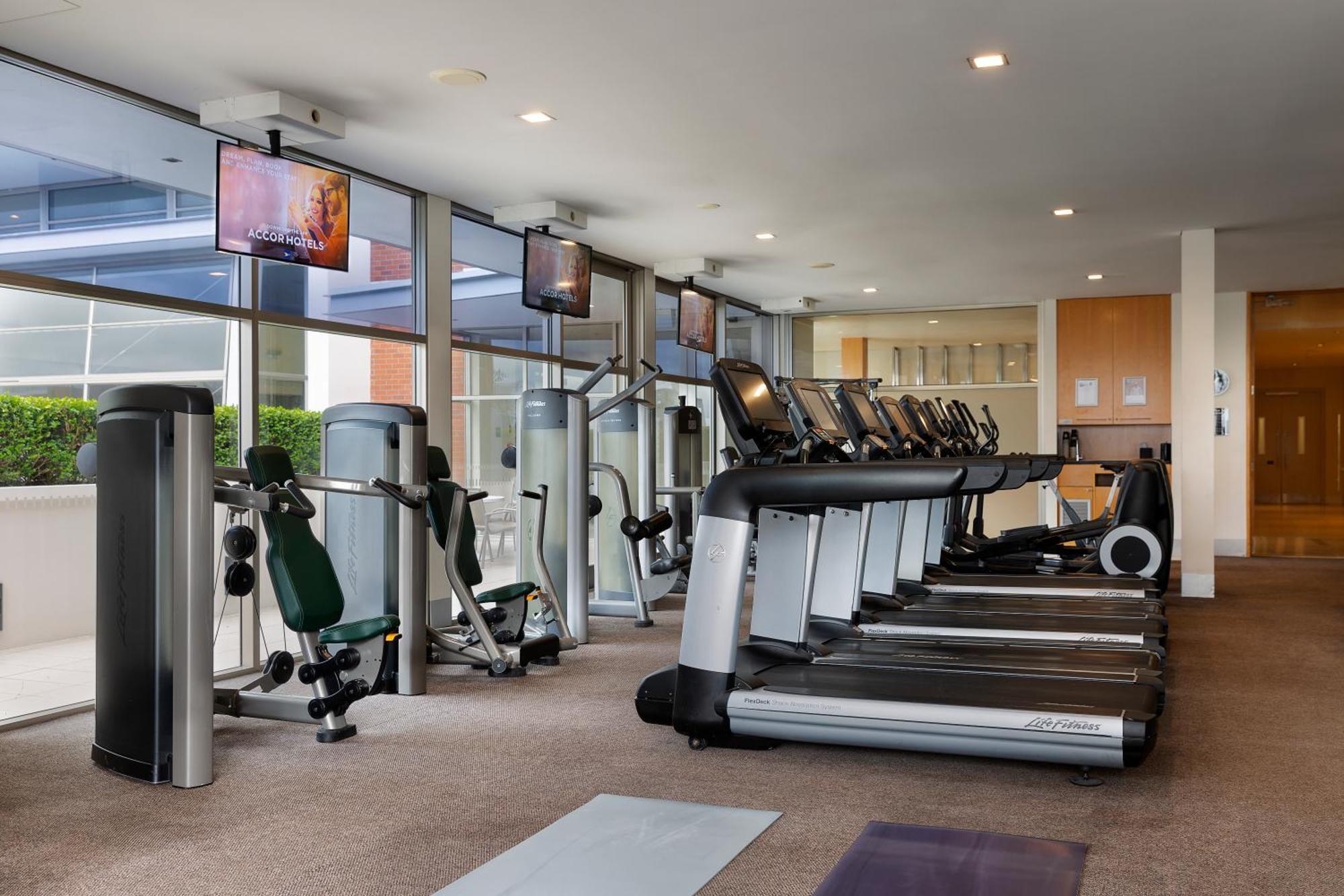 Pullman Auckland Hotel&Apartments Bagian luar foto The gym at the hotel